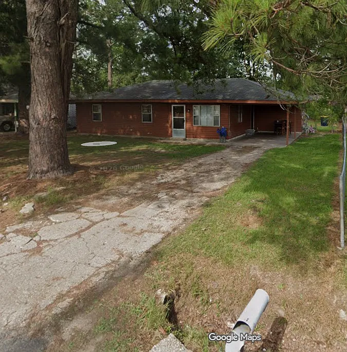 123 Walter Dr