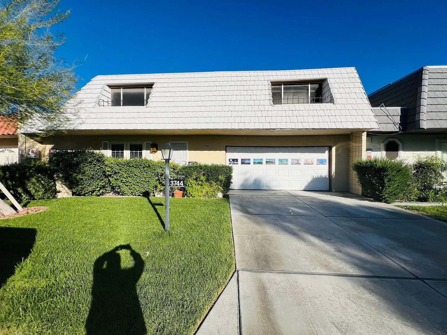 Price Reduced! Utilities Included Upgraded 2-Bedroom Duplex Near Unlv — Photo 1