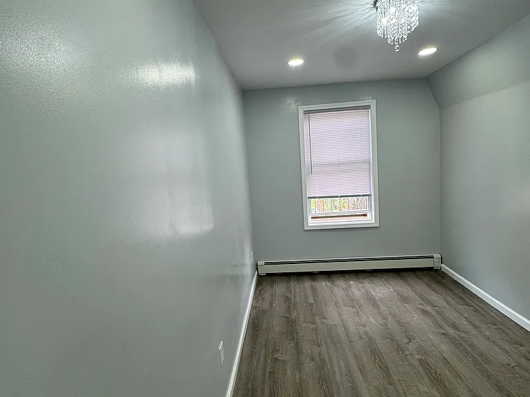 300 E Price St #2 — Photo 16