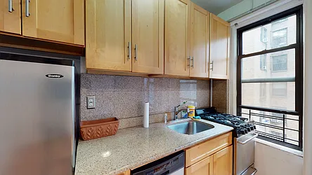 Rented by Bond New York