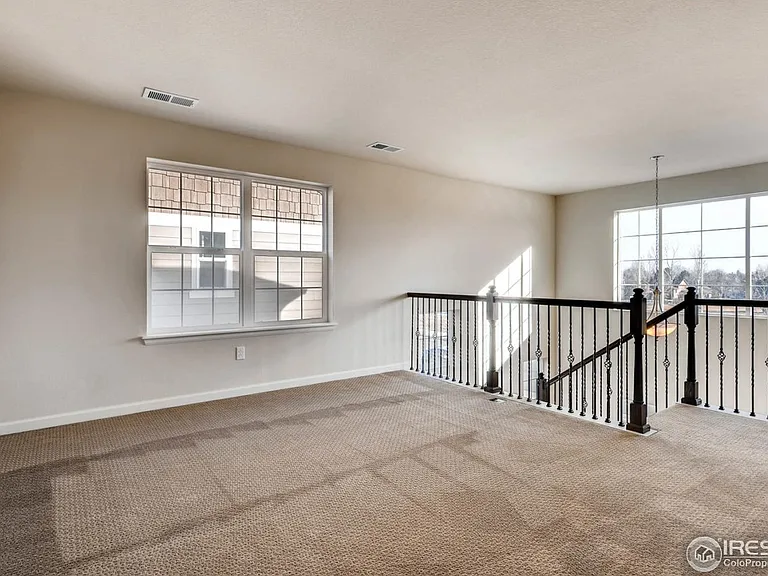739 Cristo Ln — Photo 14