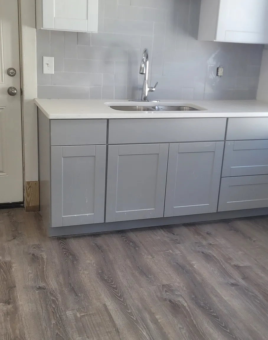 2 bed, 1080 sqft, $1,000 — Photo 1