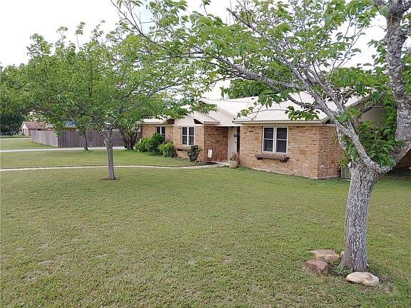 3rd image of 248 Sunflower Dr