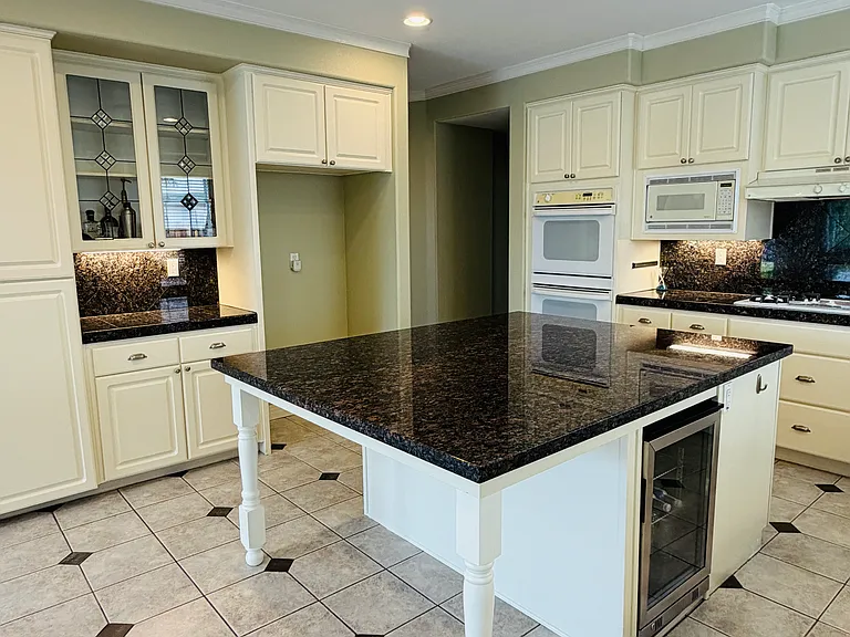 3604 Terrace Pl — Photo 6