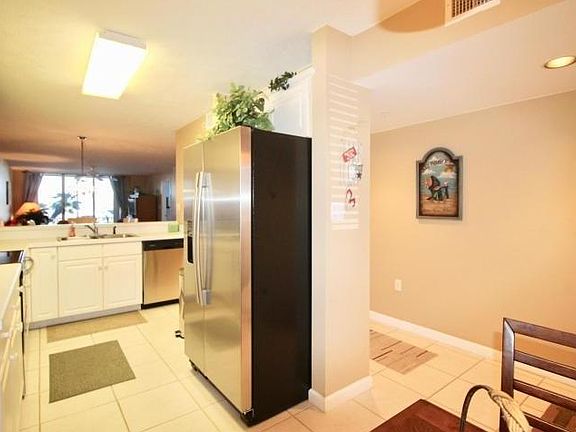 3rd image of 5167 N A1a APT 103