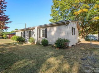 149 Padgett St, Ellenboro, NC 28040