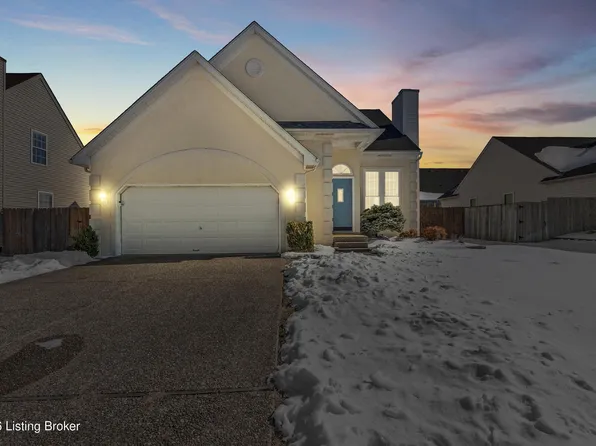 8806 Brittany Dr, Louisville, KY 40220