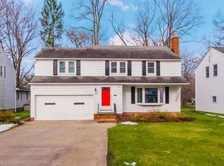 1204 Ford Rd, Lyndhurst, OH 44124