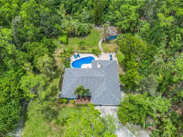 6061 Golden Oaks LN, NAPLES, FL 34119