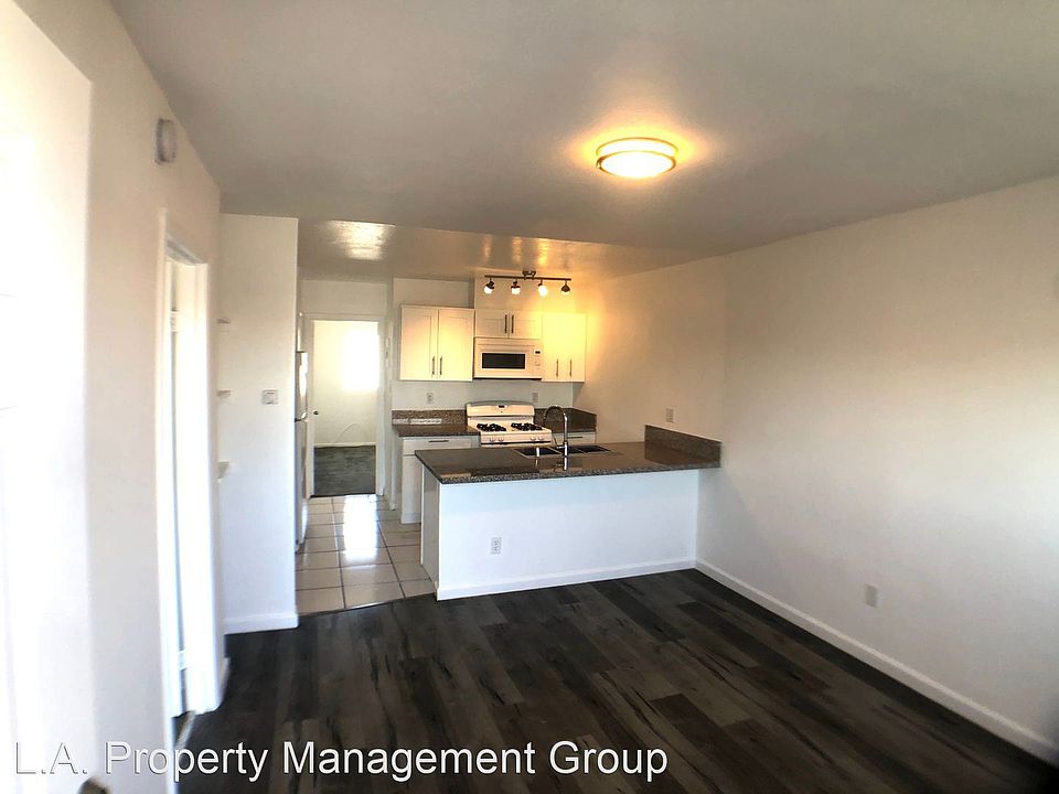1st image of 1040 W 91st St #11