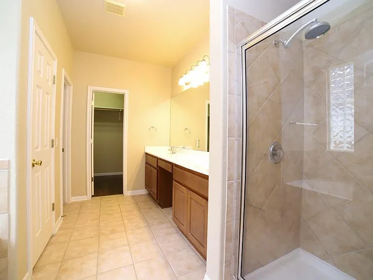 6104 York Bridge Cir — Photo 10