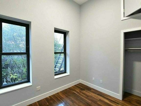 5th image of 347 E 105th St APT 2W