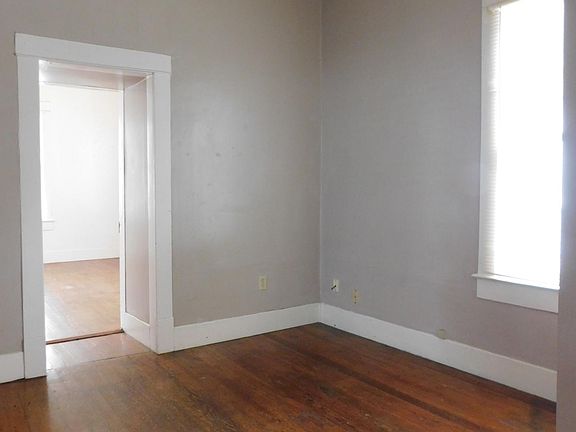 2nd image of 503 S Denver Ave