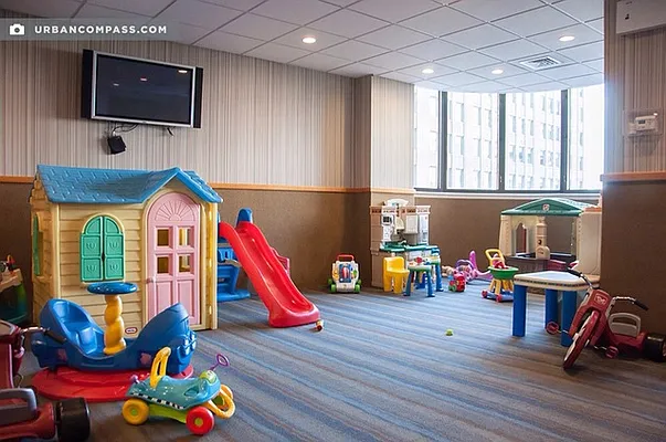 Rented by Compass | media 33