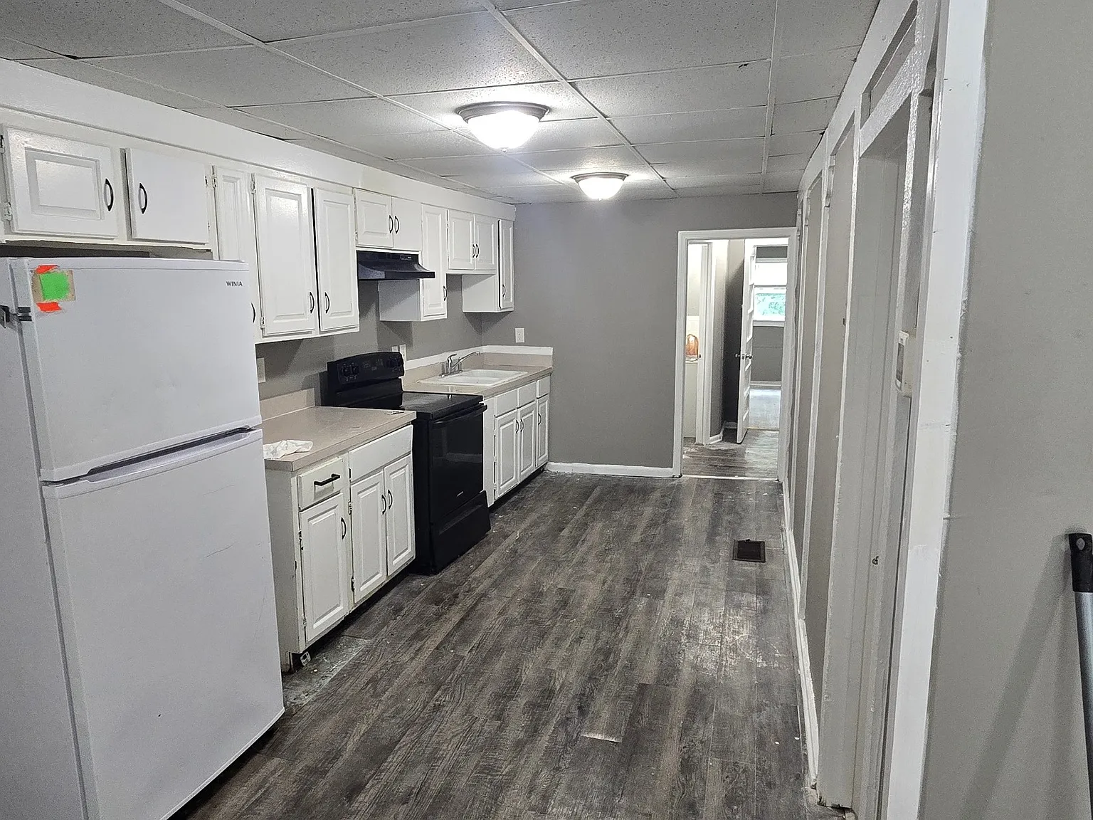 4 bed, $1,500 — Photo 4