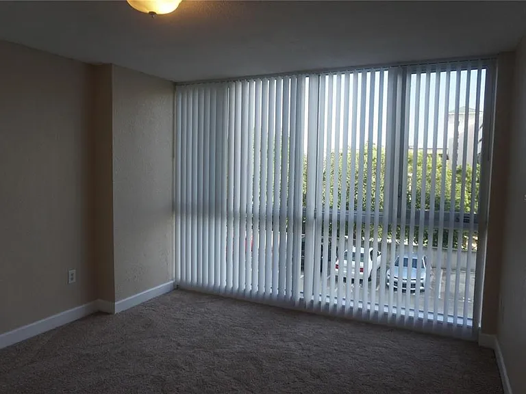 470 3rd St S #309 — Photo 16