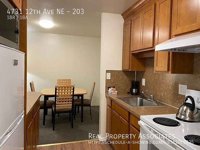 4731 12th Ave NE #203 — Photo 7