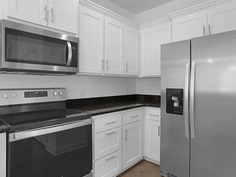 609 Fairview Cir — Photo 8