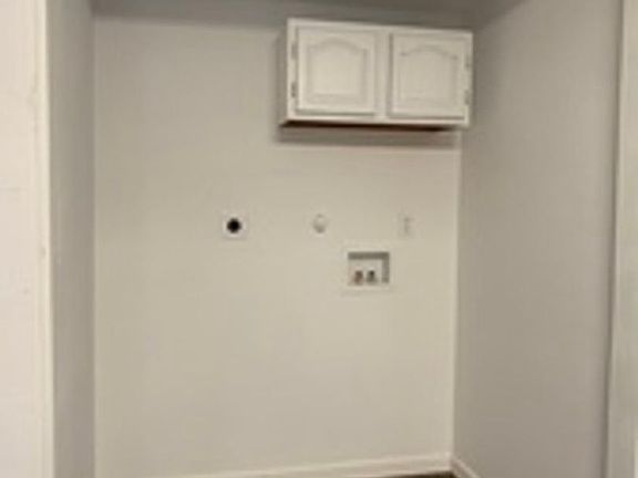 4th image of 3007 S New Braunfels Ave
