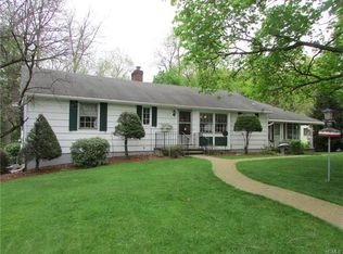 17 Vinebrook Ave, Cornwall On Hudson, NY 12520