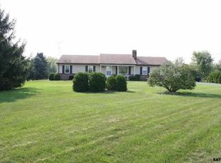 5320 Salmon Run Rd, Dover, PA 17315
