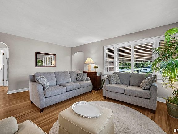 5th image of 801 E Kay St