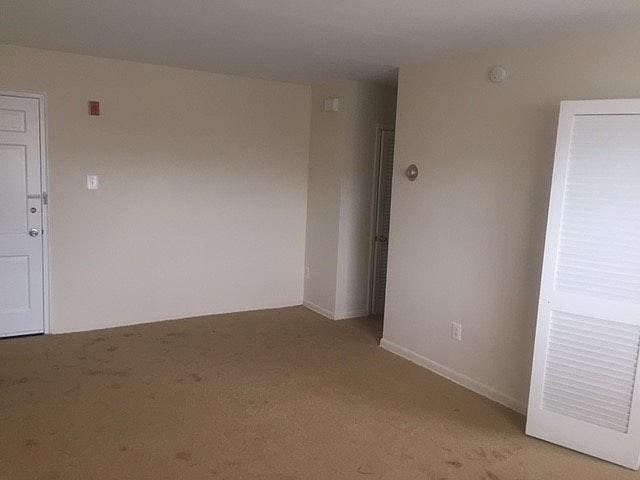 2nd image of 499 W Jefferson St APT 613