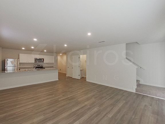 5th image of 314 Ironwood Ct