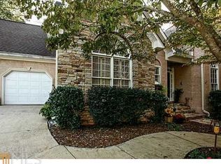 565 Kings Grant Walk, Roswell, GA 30075