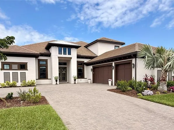9463 Tequila Sunrise Dr, Sarasota, FL 34241