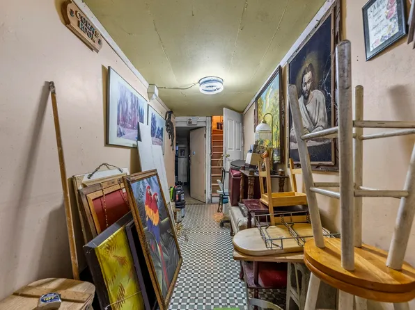 518 14th Street image 32 of 46