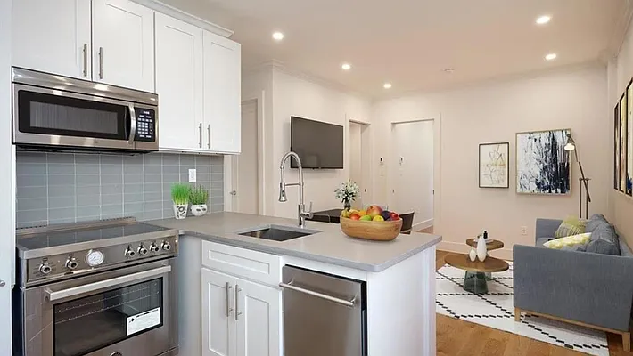 Rented by Compass | media 23