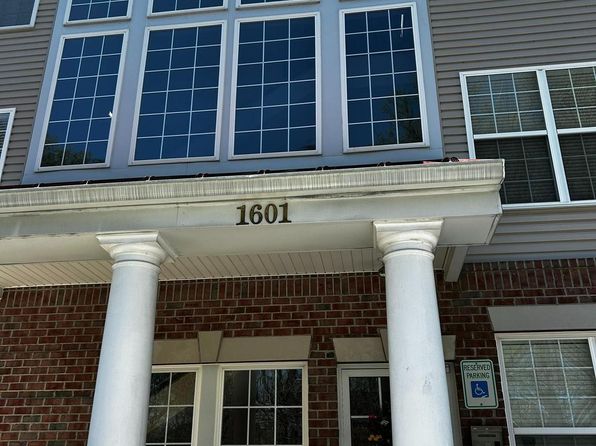 1601 Homeland Dr Unit 2C