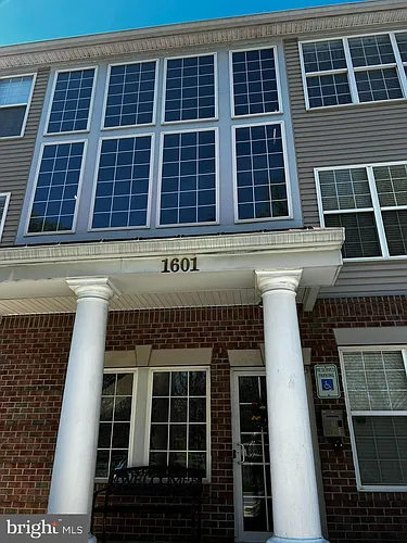 1601 Homeland Dr #2C Photo 1