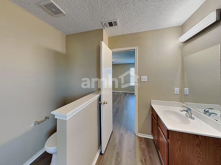 321 Quail Run Rd — Photo 12