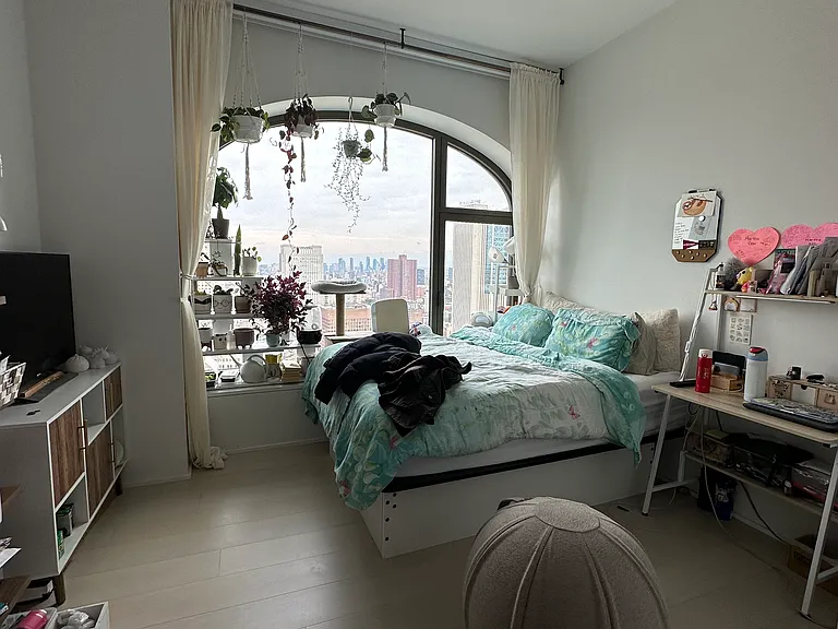 130 William St #35B — Photo 6
