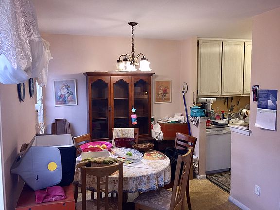 3rd image of 84-29 153rd Ave #4-L
