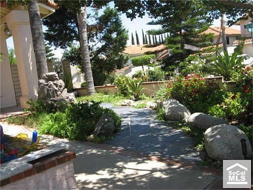 5th image of 17949 Paseo Valle