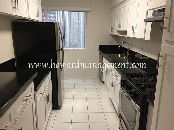 5th image of 537 San Vicente Blvd APT 307