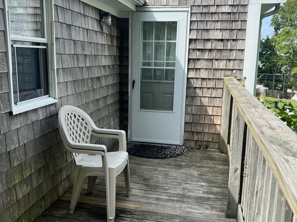 6 Mount Pleasant St #2, Plymouth, MA 02360