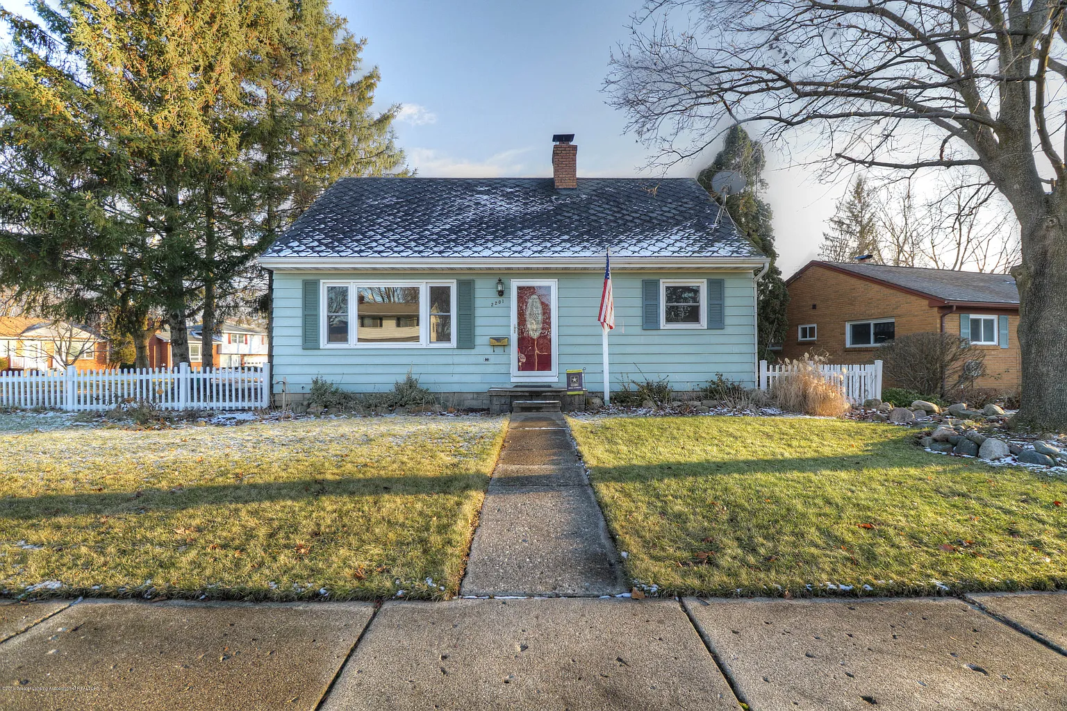 2201 Carol Way photo 1