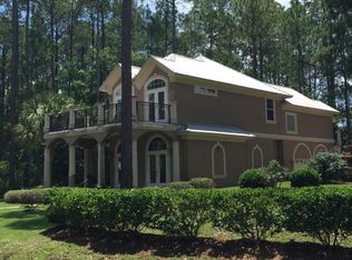 40 Island Grove Dr, Freeport, FL 32439