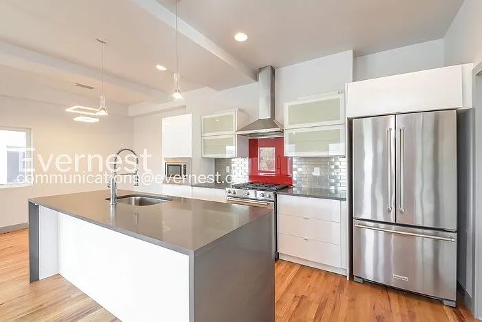 1237 Tennyson St — Photo 5