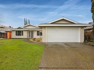 8245 La Sombra Way, Sacramento, CA