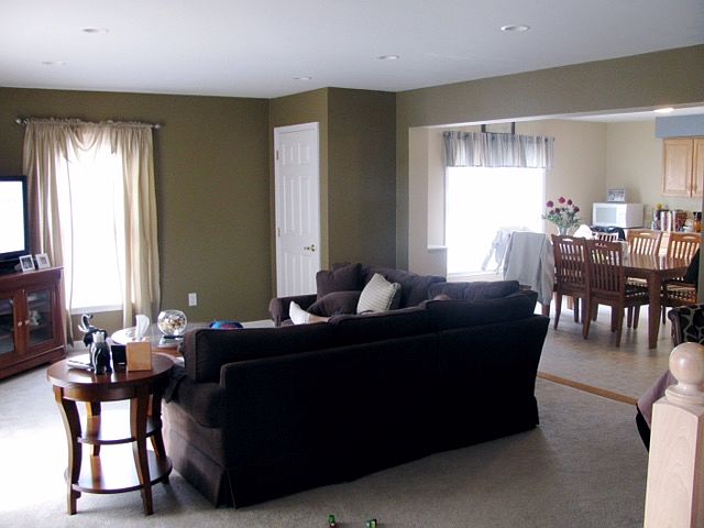 1st image of 73 Sherman Ave Floor 1