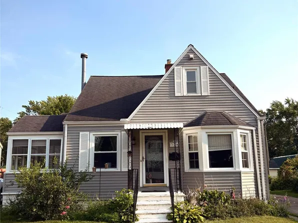 326 Smith Ave, Milan, MI 48160