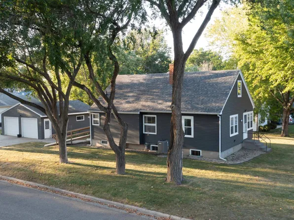 1201 N Cleveland Ave, Fergus Falls, MN 56537