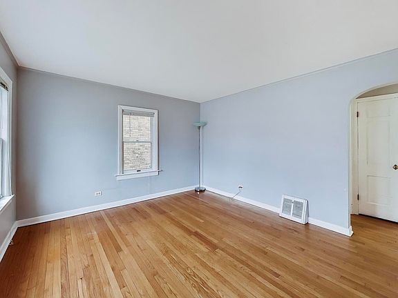 2nd image of 7738 W Rascher Ave