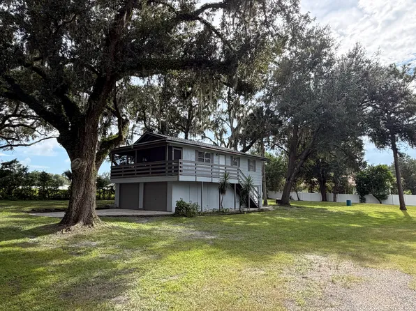10210 Davis Rd, Tampa, FL 33637
