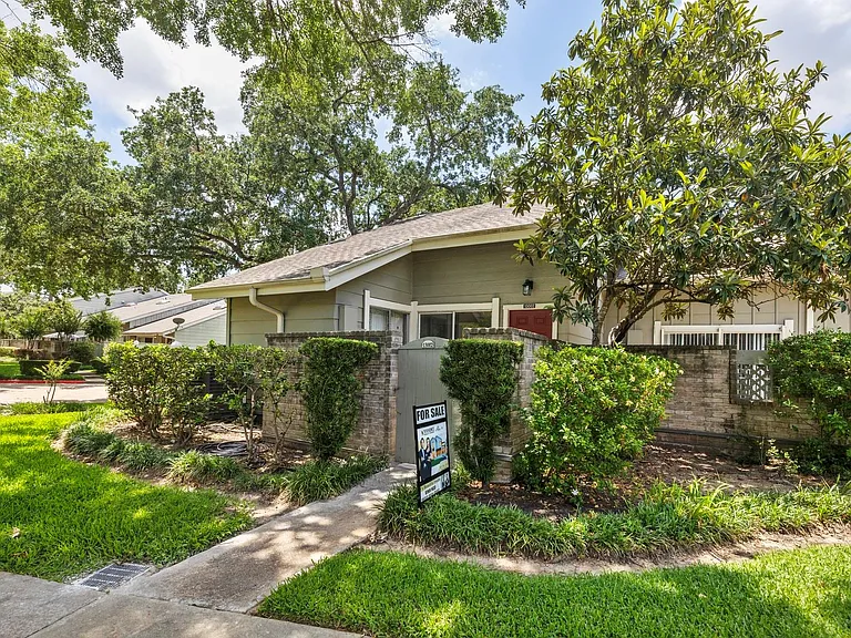 13002 Greenway Chase Ct — Photo 3